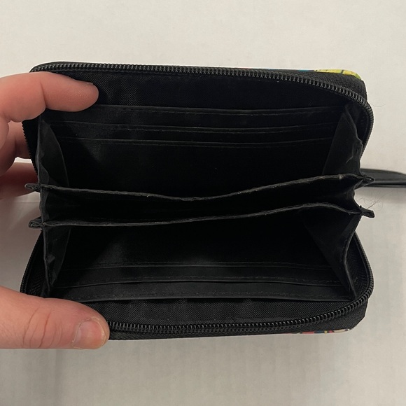 Marvel Captain America Studded Zip Around Wristlet Wallet - Picture 4 of 4